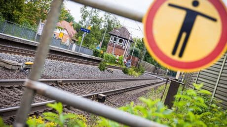 Von Iraker vor den Zug gestoßen Was wir unseren Kindern nach Lianas Tod schuldig sind