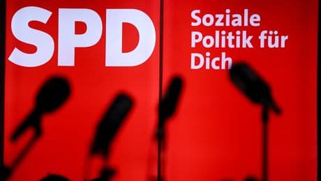 Finanztipps vom Fake-Profil - Miese Betrugsmasche mit Hamburger SPD-Senator