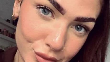 Female prison officer flings exposed from smuggled knickers to jail baby
