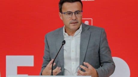 Las causas contra su entorno llevan a Sánchez a cambiar sus estándares éticos en el PSOE