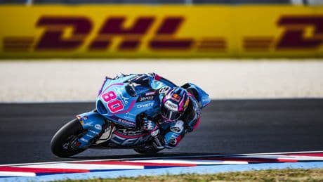 David Alonso se estrena en Moto2 superando a los aspirantes al título