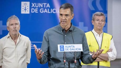 Sánchez visita Ourense y León, plantea un pacto de Estado y anuncia más efectivos de la UME: "Quedan horas críticas"