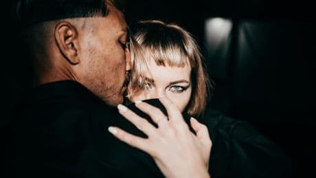 Beziehungsprobleme: Wäre ich als Single glücklicher? Ein Psychologe gibt Antworten