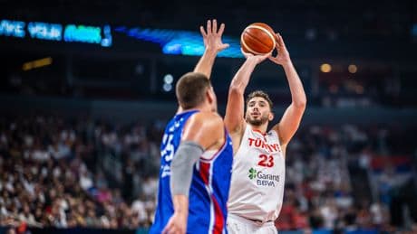 12 Dev Adam, EuroBasket’te çeyrek final biletini kaptı