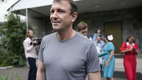 Ex-Russian general sentenced to prison for fraud instead of a return to combat