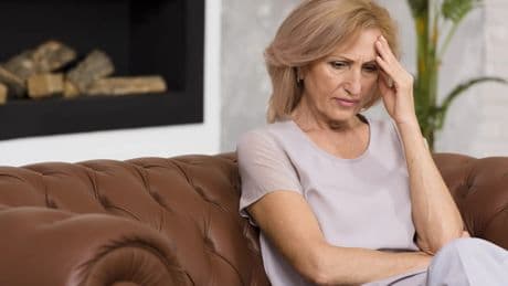 Lo que una neuróloga advierte a las mujeres sobre los síntomas de accidente cerebrovascular más habituales