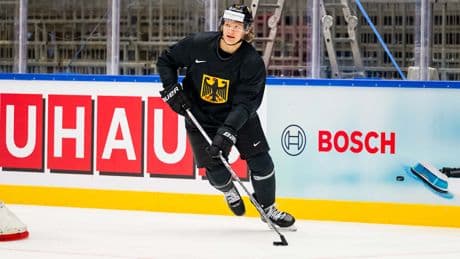 Bundestrainer setzt auf Jugend - WM-Debüt für Eisbär Geibel