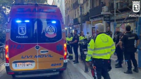 Cuatro detenidos, tres de ellos menores, por apuñalar a un hombre en Vallecas en una disputa entre bandas