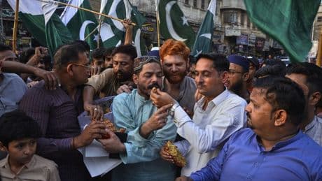 India and Pakistan ceasefire shaken by overnight border fighting in disputed Kashmir region