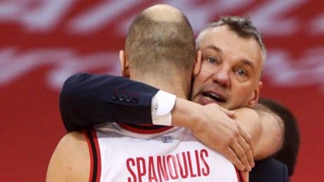 Jasikevicius o Spanoulis: uno de los dos será el primero que gane como jugador y técnico