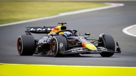 Verstappen besluit teleurstellend raceweekend als negende