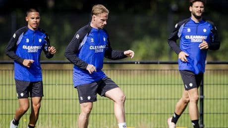 Vitesse haalt deadline en kan spelen: ’Niet normaal wat we in een week hebben bereikt’