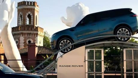 Range Rover protagonista al Salone Nautico di Venezia. Presente come Main Sponsor alla sesta edizione