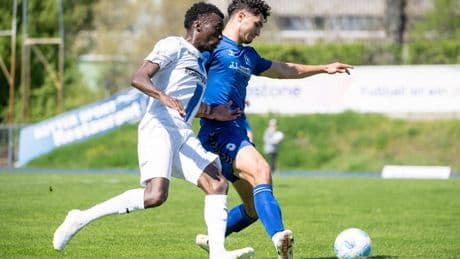 Titelrennen weiter offen - HFC hofft wieder! Lok stolpert beim Aufsteiger