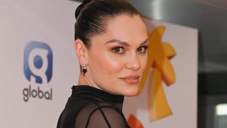 Artsen vinden geen uitzaaiingen bij Jessie J na borstkankeroperatie