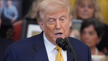 Trump offers regulatory relief for coal, iron ore and chemical industries