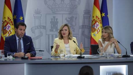 El Gobierno mantiene la confianza en García Ortiz a la espera de conocer todo el auto