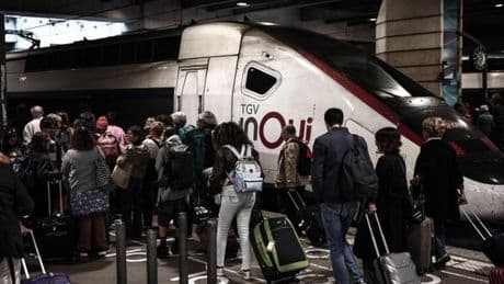 La SNCF n’a pas à demander l’identité de genre de ses clients, juge le Conseil d’Etat