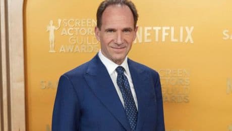 Ralph Fiennes stuns fans with ‘phenomenal’ body transformation in topless gym photos