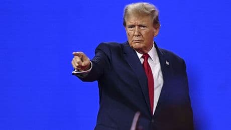Trump bir ülkeyi daha açıkça tehdit etti: Kaç kişinin öldüğü umurlarında değil