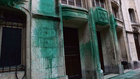 La multiplication des actes racistes et antisémites est nourrie « par un climat malsain, agressif, mortifère »