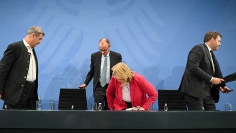 Schwarz-rote Koalition: Ein bisschen Selbstkritik zum Auftakt