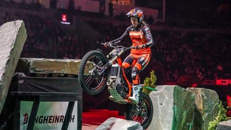 Berta Abellán se corona como la primera campeona del Mundial de X-Trial Femenino