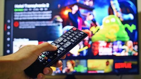Así te afectará la nueva medida de Consumo de no renovar de forma automática Netflix o Max