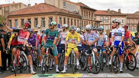 Radsport | In Weiß durch Frankreich: Florian Lipowitz bei der Tour de France