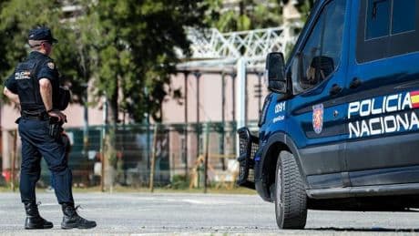 „Bande von Radikalen“ – Fan-Mob stürmt Trainingsgelände, Spieler verschanzen sich