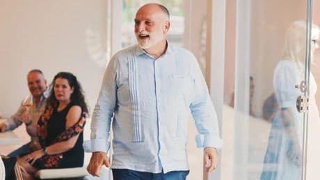 El chef José Andrés revela el mejor truco para conseguir un pescado al horno muy jugoso