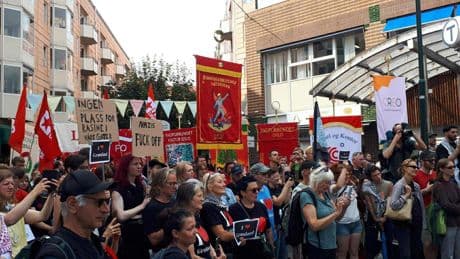 AfD’li Lena Kotré Oslo’da protesto edildi: “Mahallelerimizde ırkçılığa yer yok”
