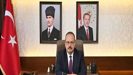 Vali Canbolat açıkladı: Kuşadası'nda kurallara uymayan işletme 3 gün süreyle kapatıldı