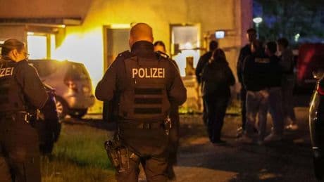 Remscheid: Nach gewalttätigem Streit: Polizei durchsucht Wohnung