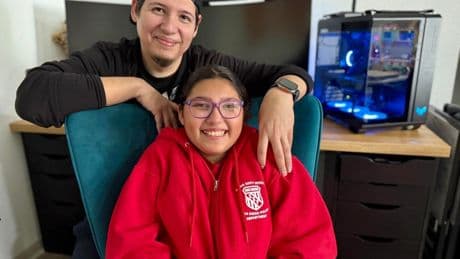 I quit my job 6 years ago to take care of my daughter. Now my side hustle brings up to $25,000 a month.