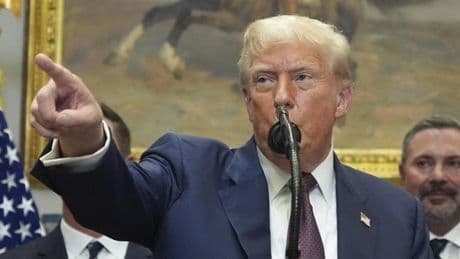 Trump feuert Beamtin, weil ihm die Arbeitsmarktzahlen nicht gefallen