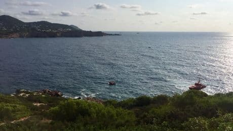 Dos detenidos en Ibiza por agredir sexualmente a unas jóvenes a las que invitaron a subir a su barco