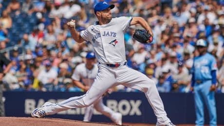 Scherzer solid, Blue Jays double Royals 4-2