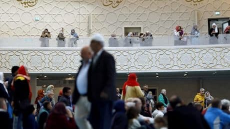„Muslimische Migranten treten mit eigenen politischen Organisationen zur Wahl an“