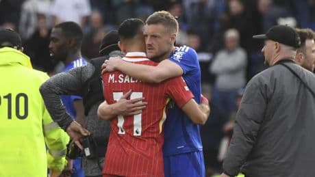 Vardy, muy duro tras el descenso del Leicester: "Una vergüenza total"