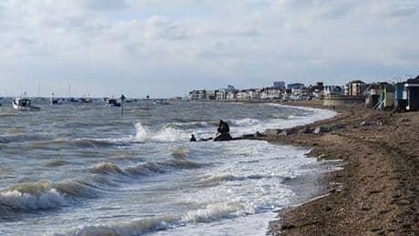 'Beautiful' beach near London that's 'not too busy' - even on boiling hot days