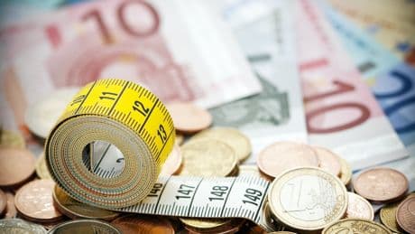 Los salarios marcaron un nuevo récord en 2024 al alcanzar los 27.558,68 euros anuales