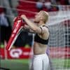 Iedereen geniet zichtbaar van Bergkampiaans doelpunt Meerdink: ‘Alles aan die goal is perfect’
