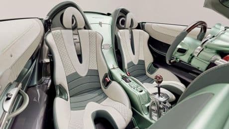 Pagani crea el descapotable perfecto, con 864 CV de potencia (y cambio manual)