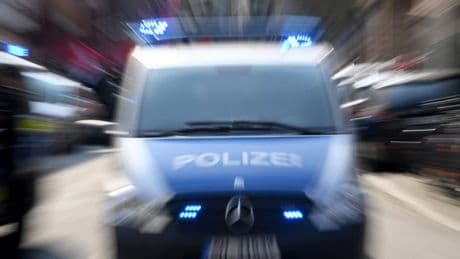 Nürnberg: Mann flieht ohne Führerschein und mit Drogen vor Polizei