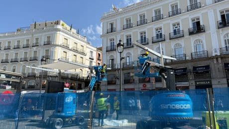 Los toldos de la Puerta del Sol de Almeida no convencen a Maroto que propone &quot;un urbanismo con perspectiva climática&quot;