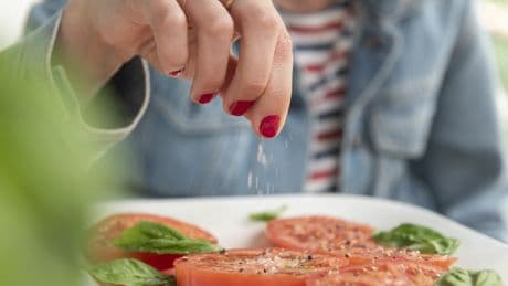 Wissen Sie, wie viel Salz wir täglich essen dürfen? Es ist erschreckend wenig