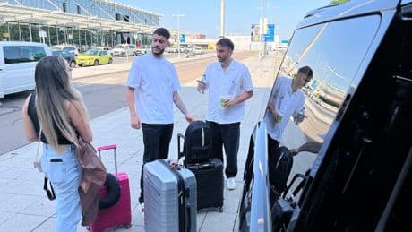 Sesko-Nachfolger in Leipzig gelandet - Neuer Bundesliga-Stürmer kam im Urlaubsflieger
