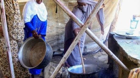 Hilfe für Hungernde – Vermittlerstaaten drängen auf Feuerpausen im Sudan