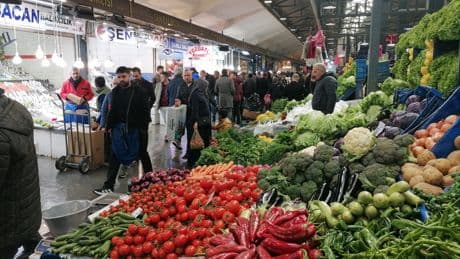Bankalar yüzlerce milyar kâr ediyor, işçide eksi bakiye bile kalmadı